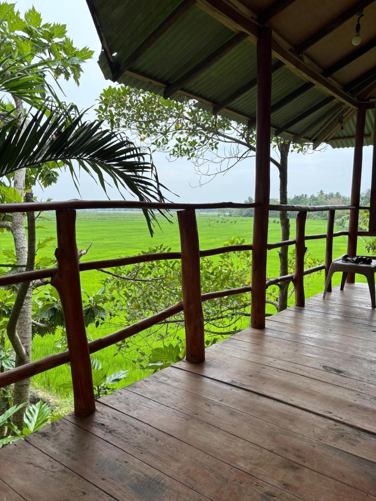 Lake Side View Cabana Tissamaharama Kültér fotó